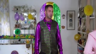 Nicky and Violet celebrates Mardi by fucking