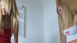Seventeen Collected Lesbian 01 10
